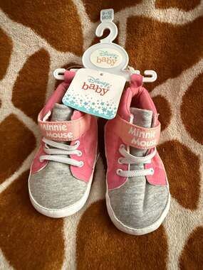 Disney Baby Minnie Mouse Pink and Grey Canvas High Top Soft Sole Crib Shoes 9-12